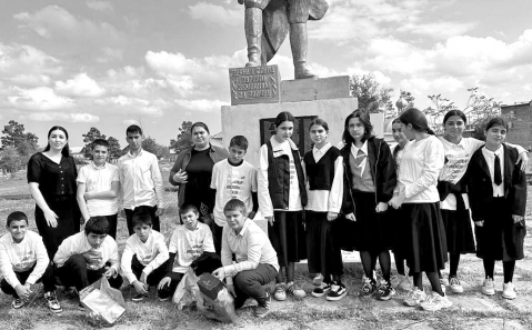 "Память в камне о бронзе"